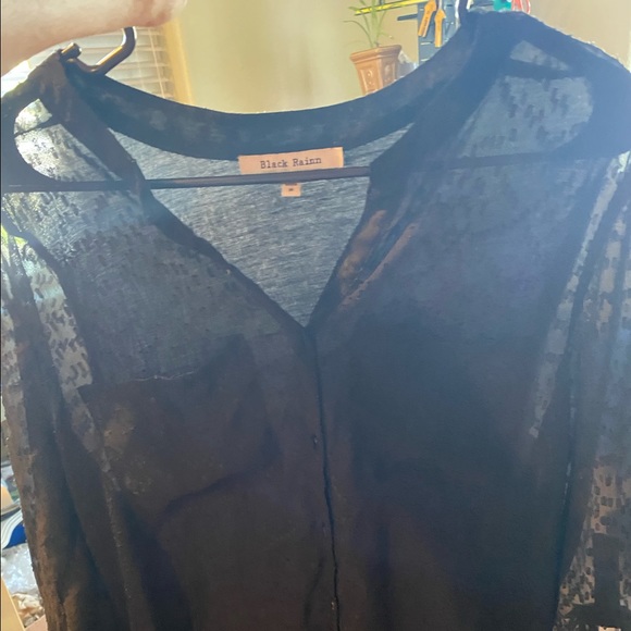 Black Rainn button up - Picture 4 of 7